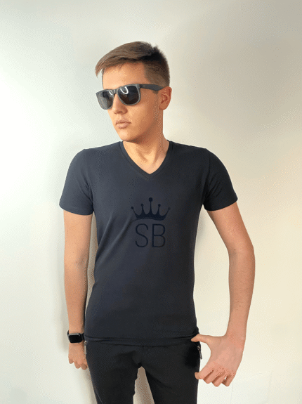 T shirt scollo V stampa effetto velluto