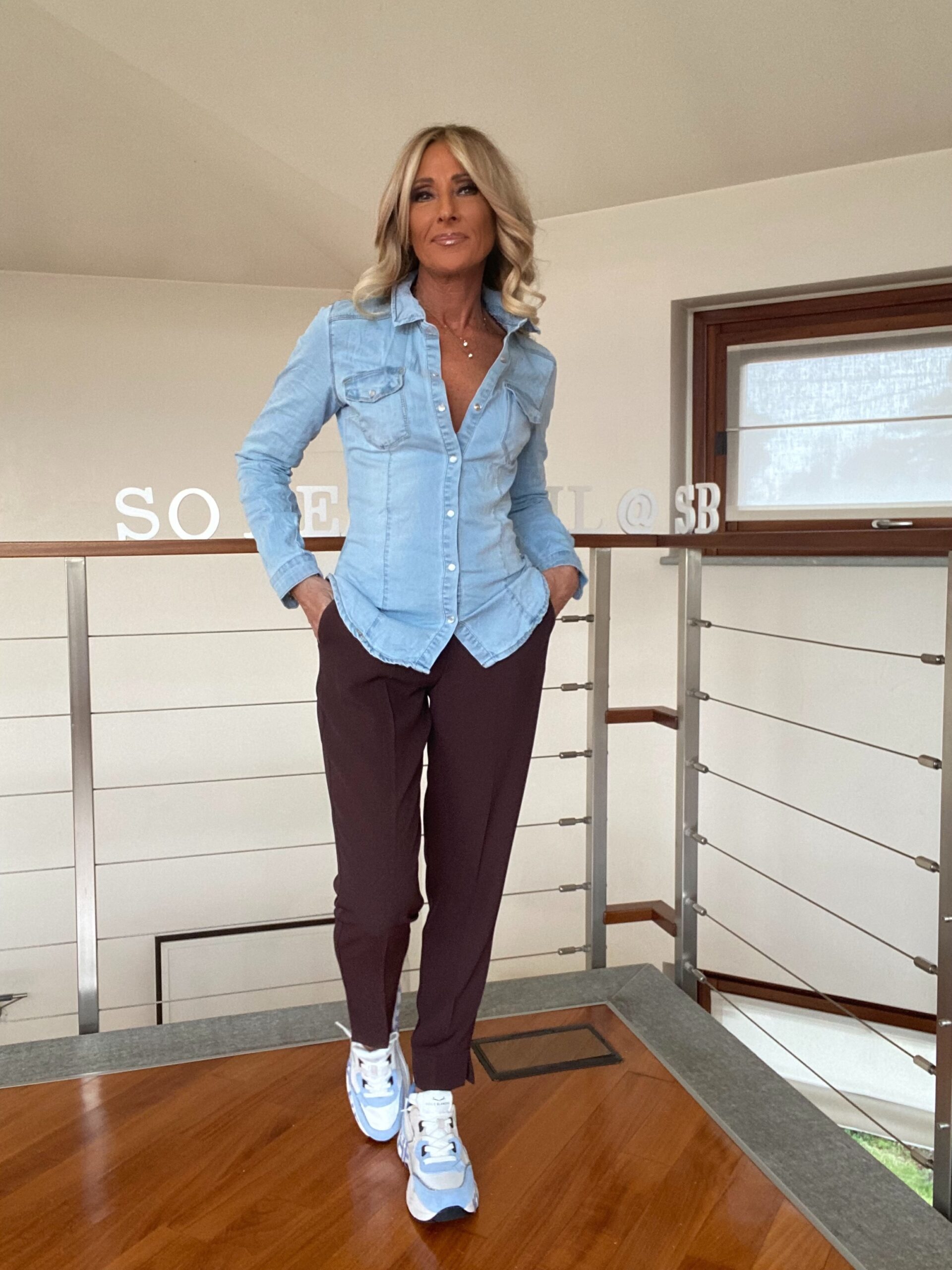 Facetune_18-02-2026-22-50-34